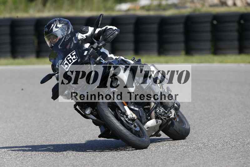 /44 09.08.2025 Plüss Moto Sport ADR/Einsteiger/565